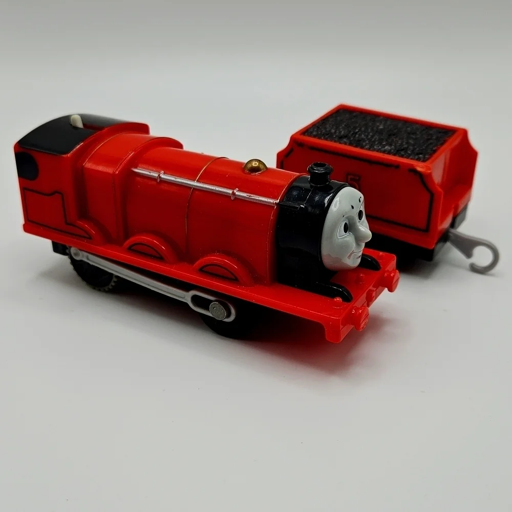 Thomas the Tank & Friends James Train and Tender Trackmaster Motorized TESTED